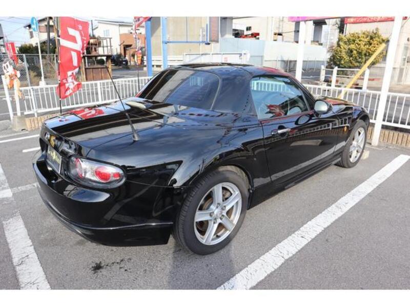 ROADSTER