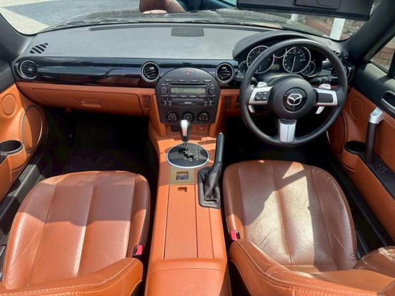 ROADSTER