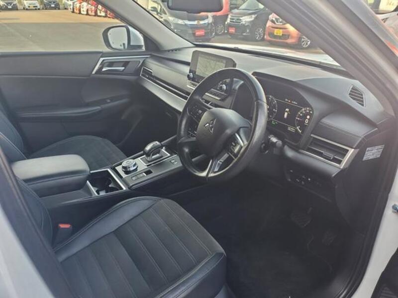 OUTLANDER PHEV