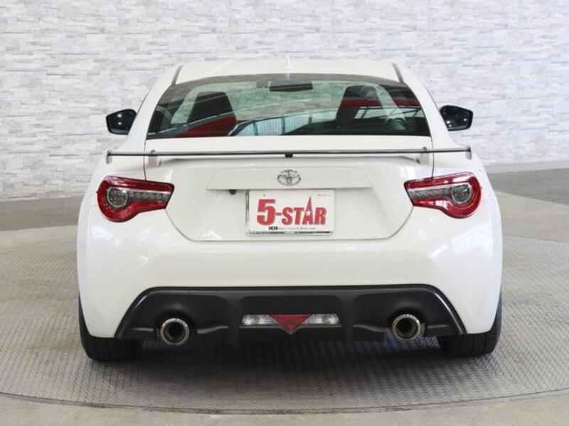 86
