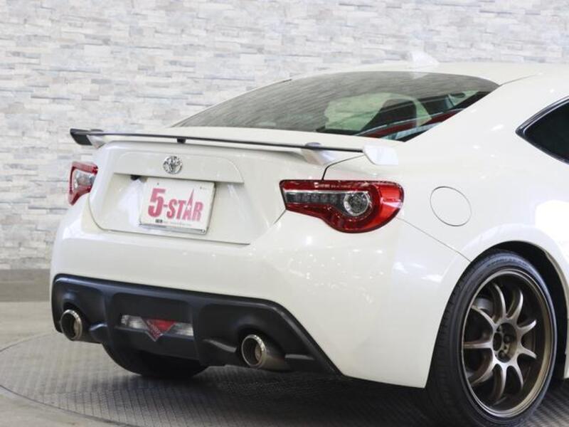 86