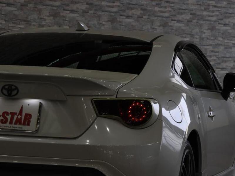 86