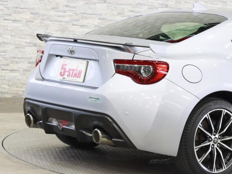 86