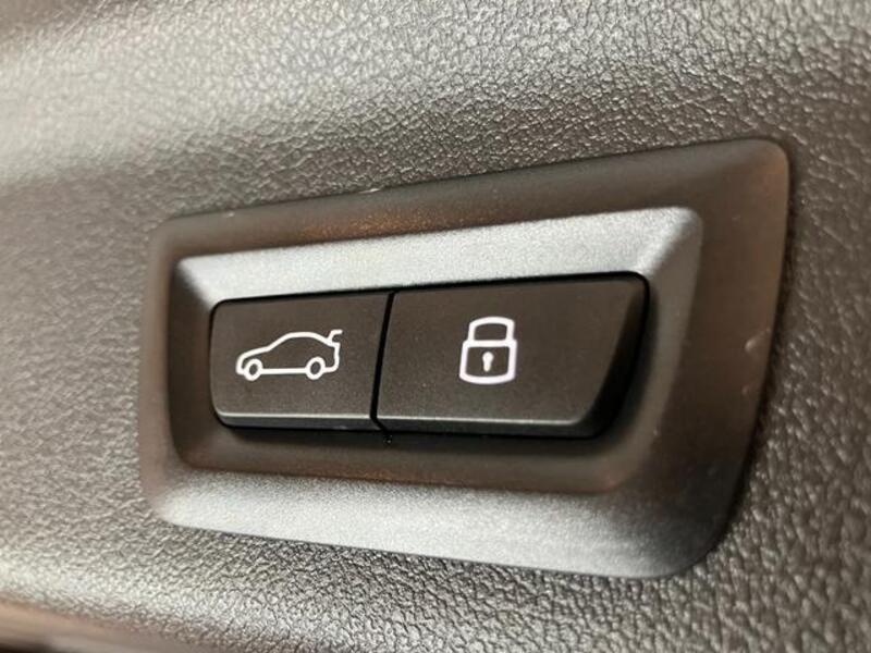 X1