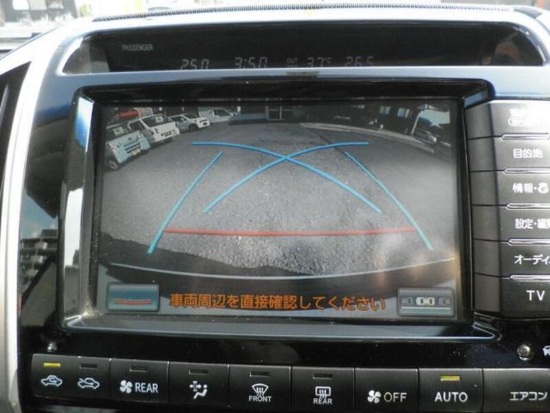 LAND CRUISER