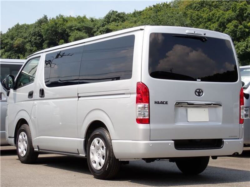 HIACE VAN