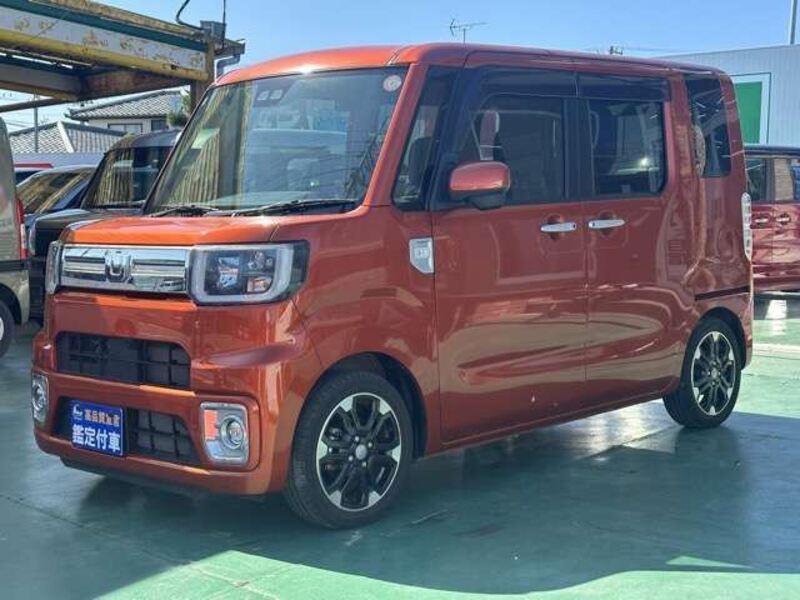 DAIHATSU WAKE