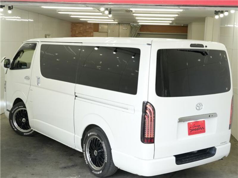 HIACE VAN