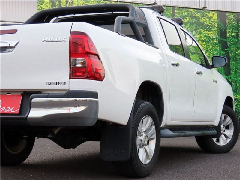 HILUX