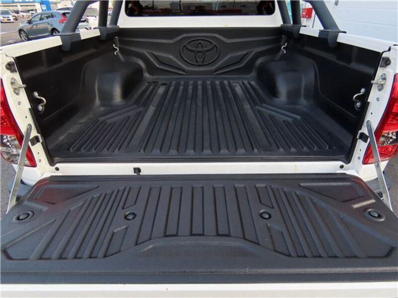 HILUX