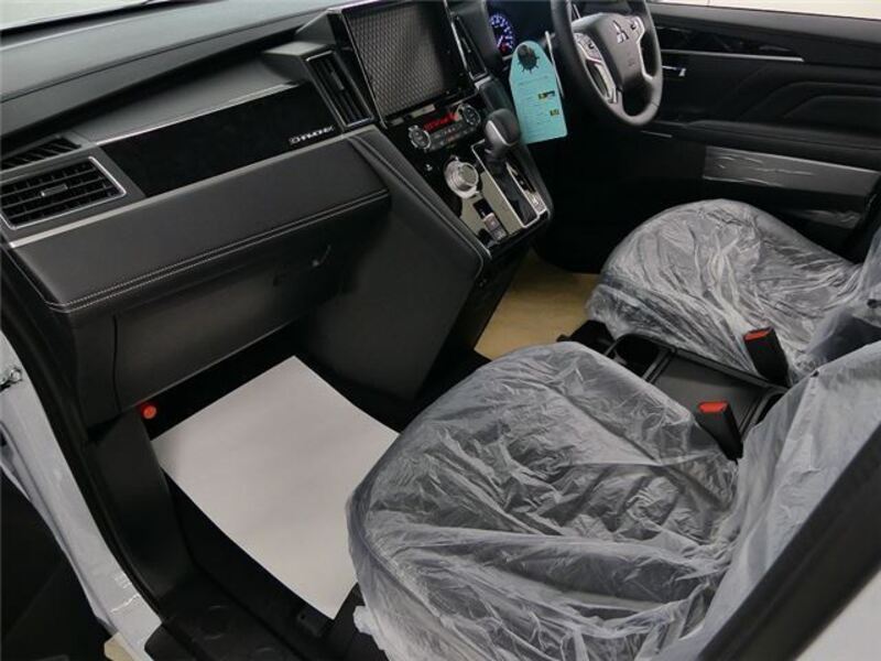 DELICA D5