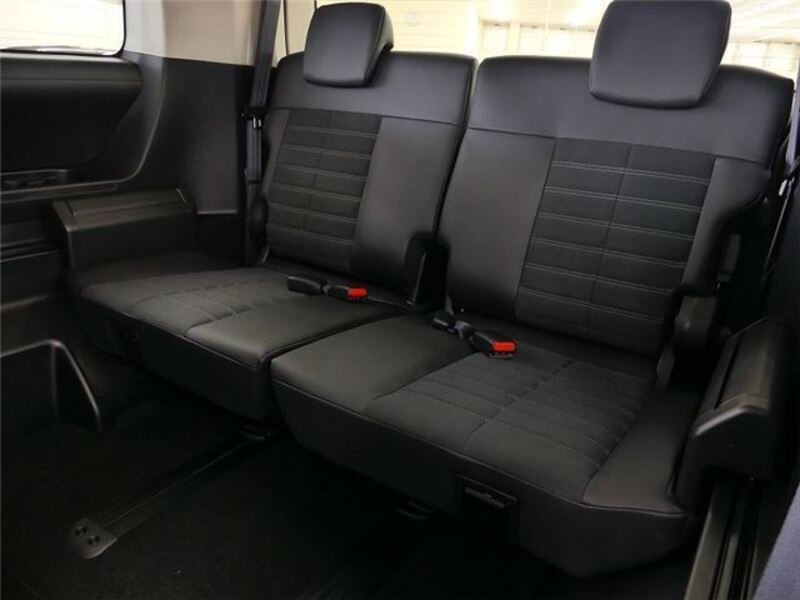 DELICA D5