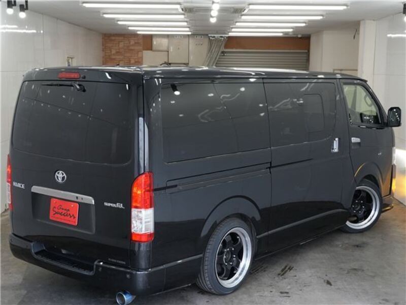 HIACE VAN