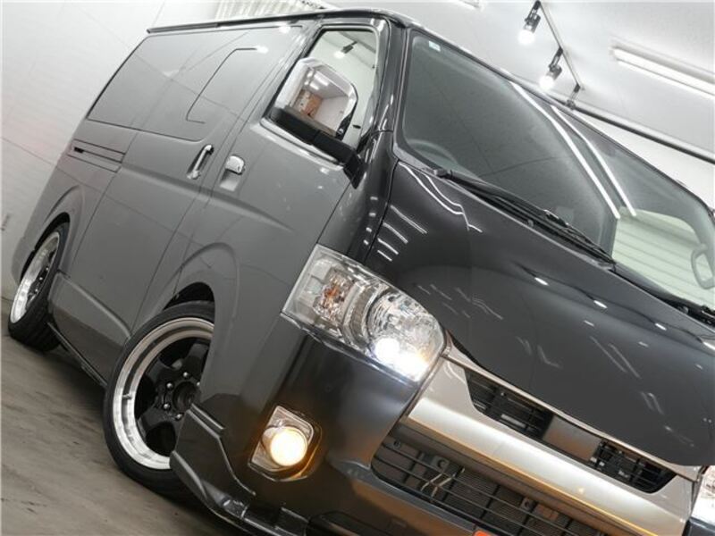 HIACE VAN