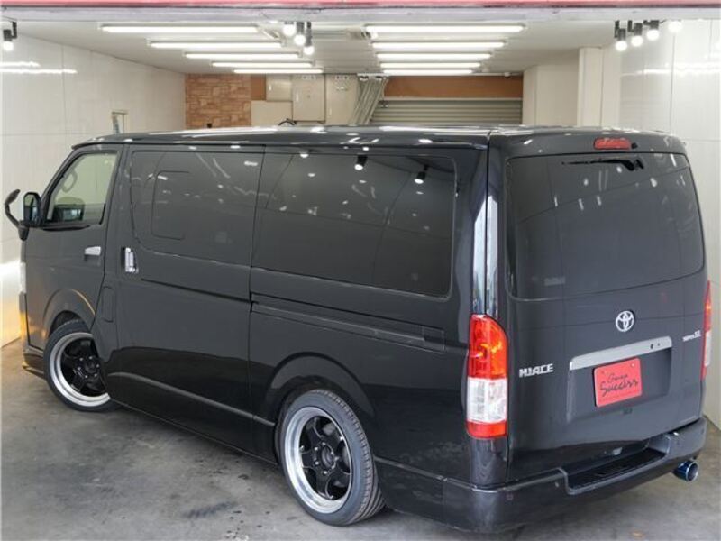 HIACE VAN
