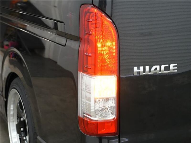 HIACE VAN