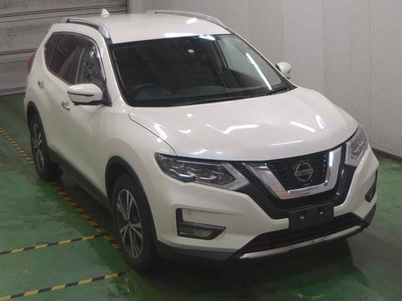 X-TRAIL