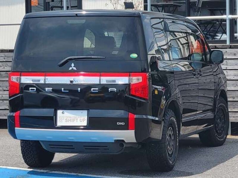 DELICA D5