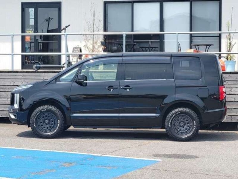 DELICA D5