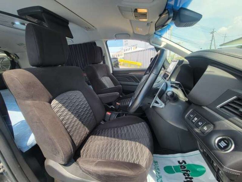 DELICA D5