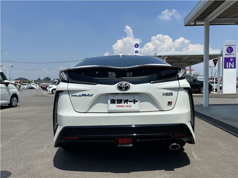 PRIUS PHV