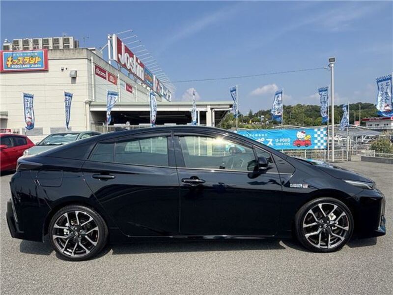 PRIUS PHV
