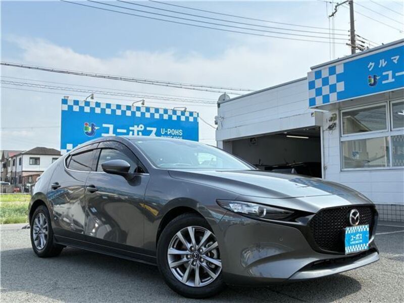 MAZDA3-0