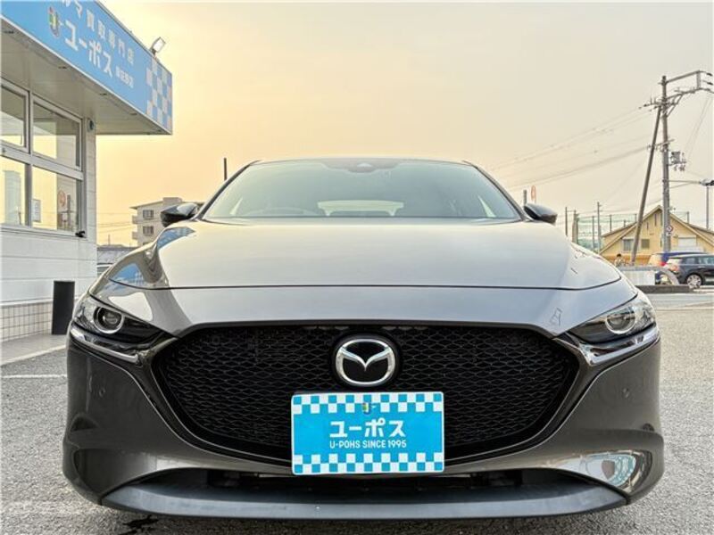 MAZDA3