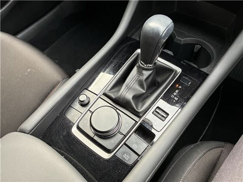 MAZDA3