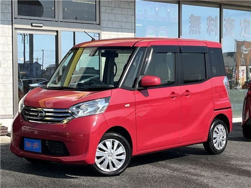 NISSAN DAYZ ROOX