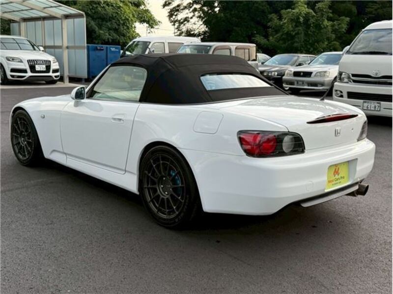 S2000