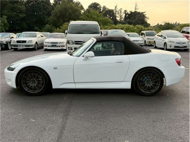 S2000