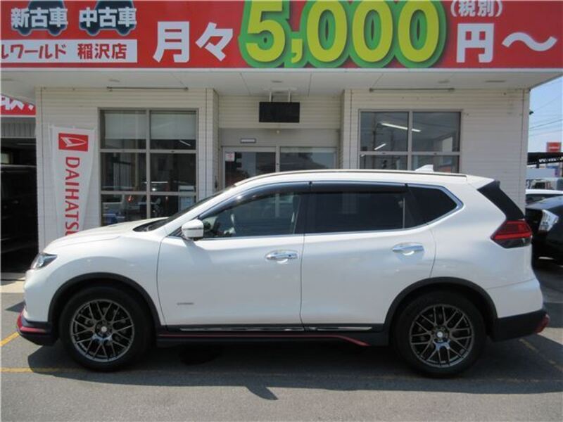 X-TRAIL