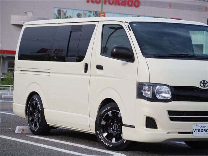 HIACE VAN