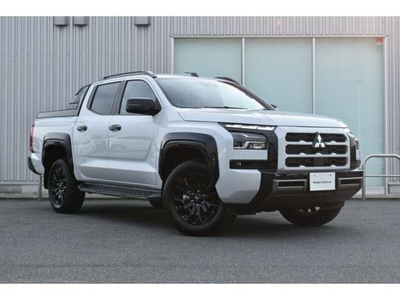 MITSUBISHI TRITON