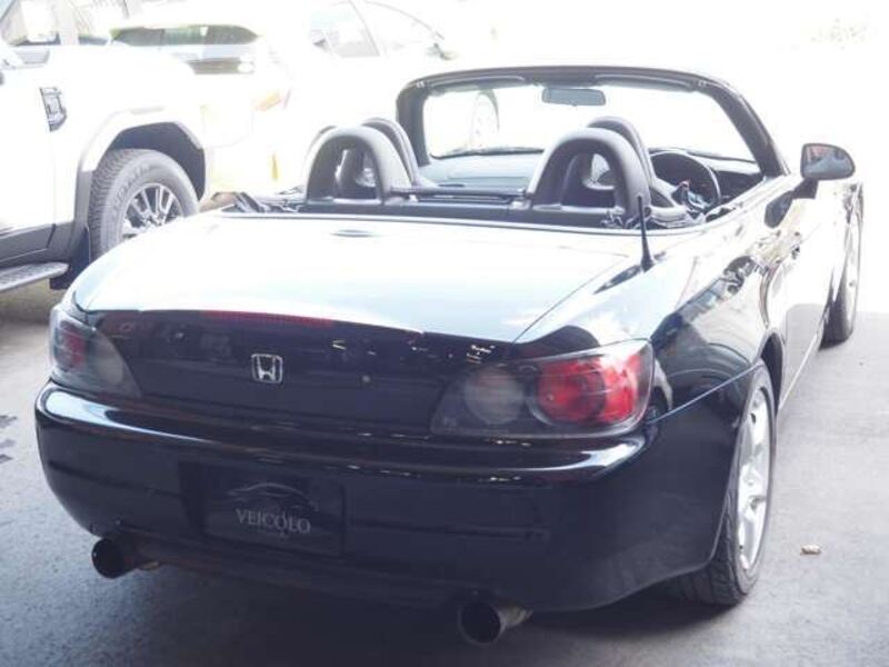 S2000