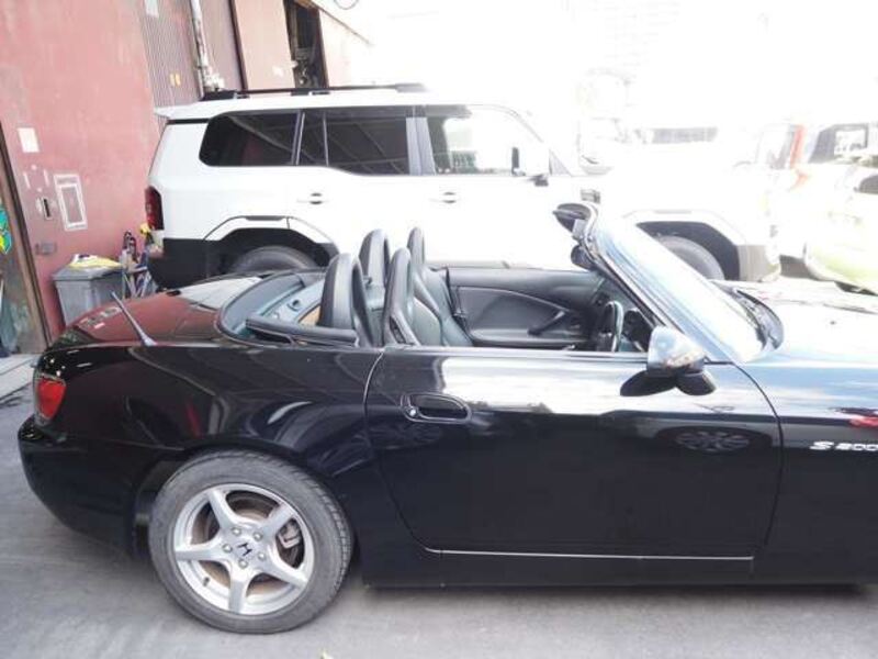 S2000
