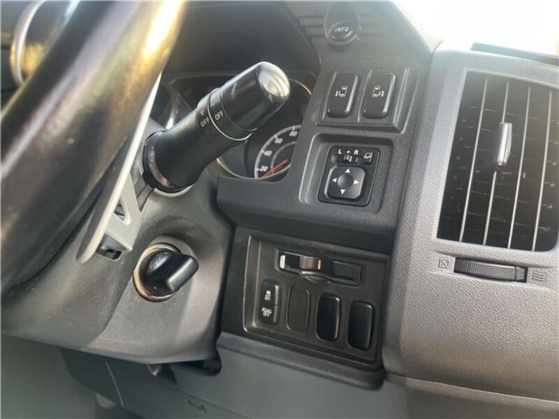 DELICA D5
