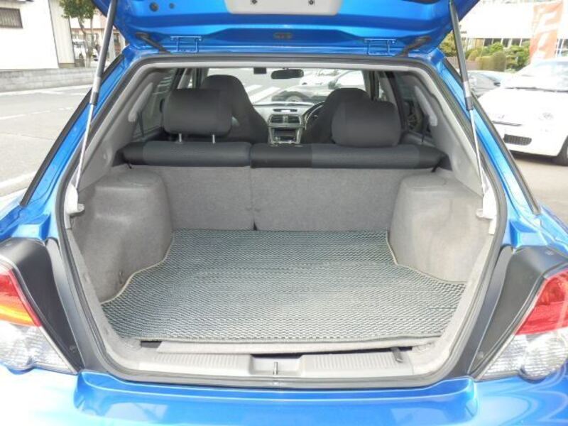 IMPREZA SPORTSWAGON