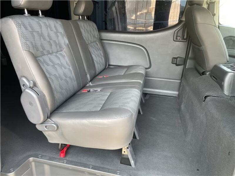 CARAVAN VAN