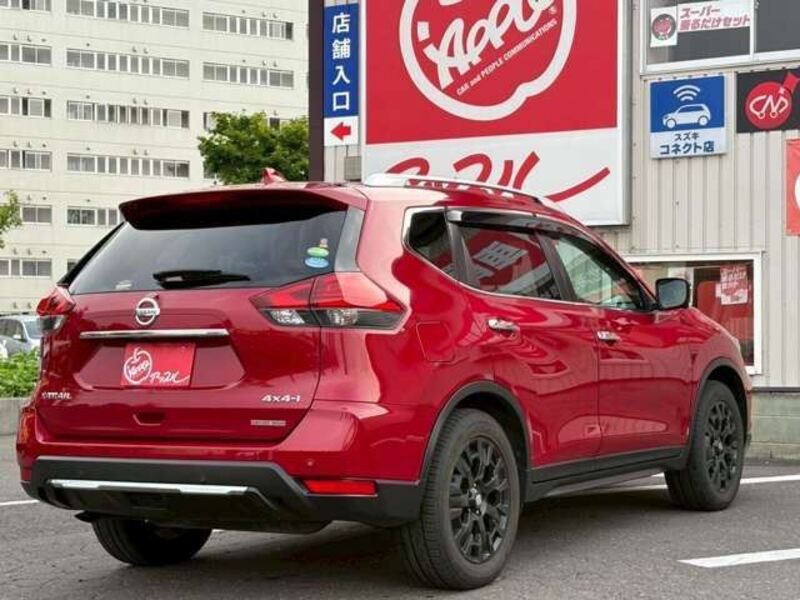 X-TRAIL