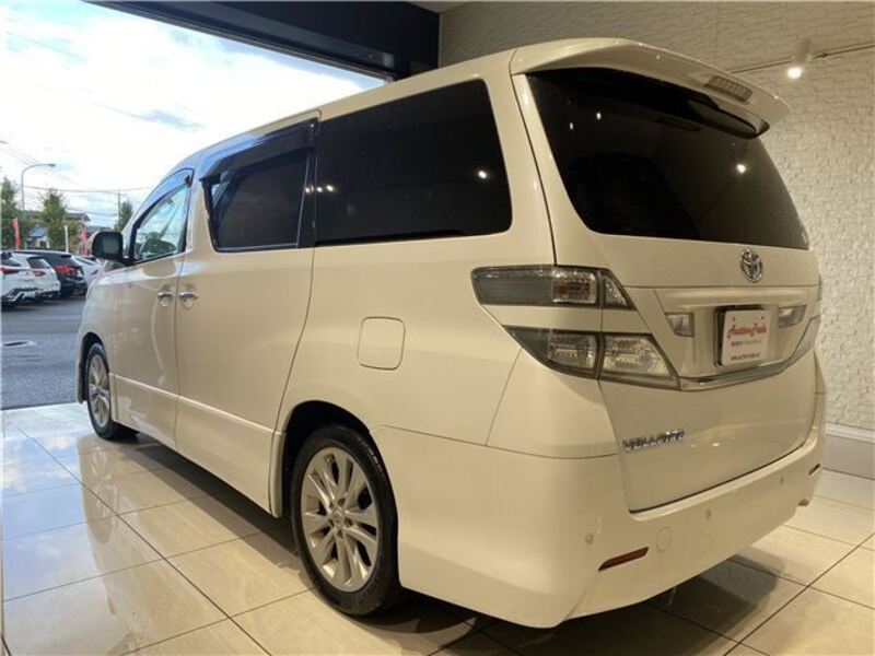 VELLFIRE