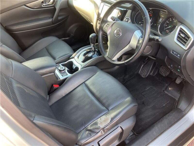 X-TRAIL