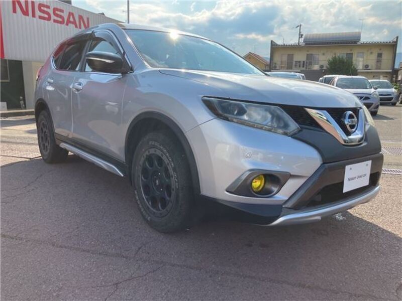 X-TRAIL