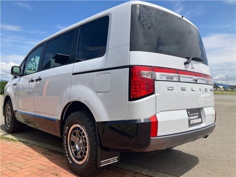 DELICA D5