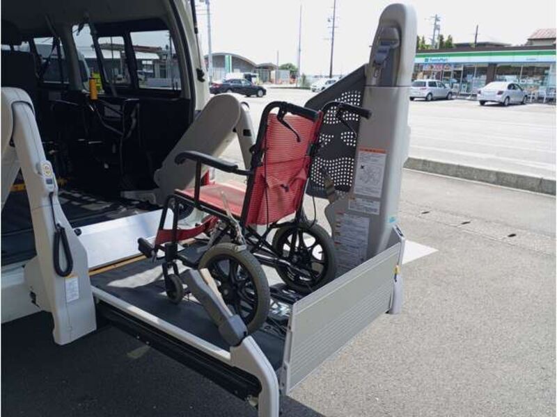 HIACE VAN