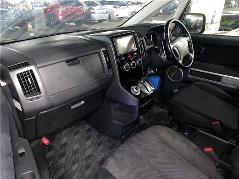 DELICA D5