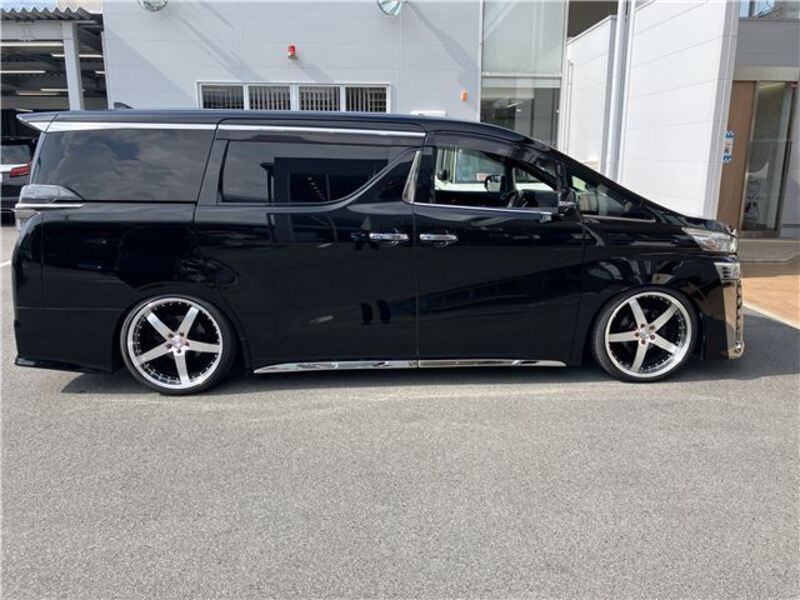 VELLFIRE