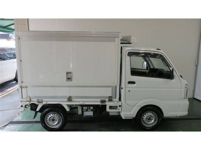 CARRY TRUCK