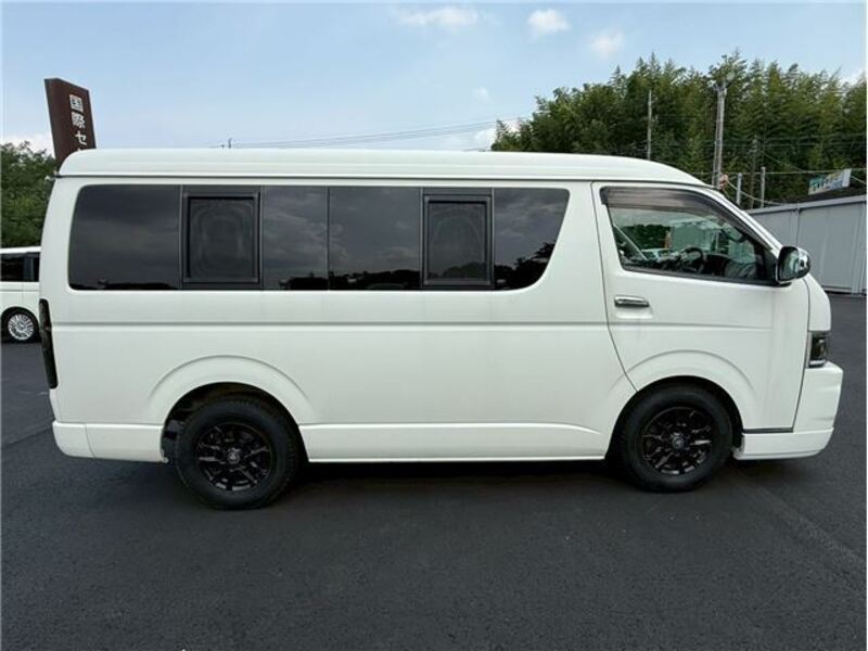 HIACE
